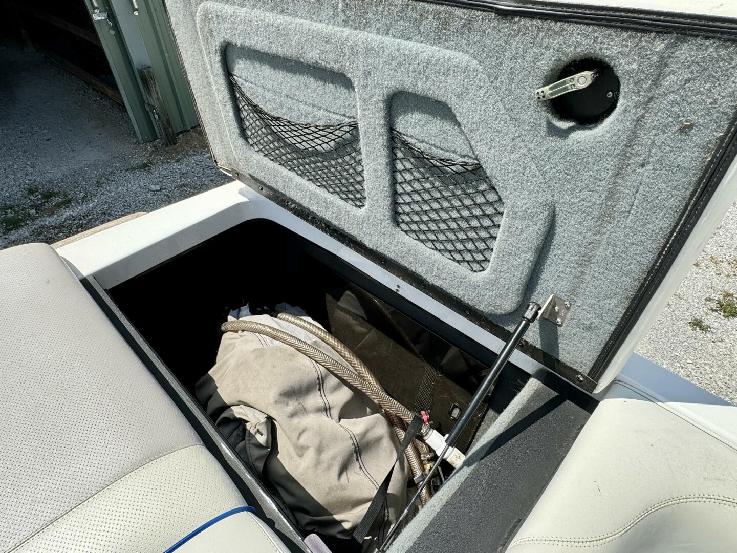 Slide: The Image of Malibu Wakesetter 21 VLX 2003 - 58