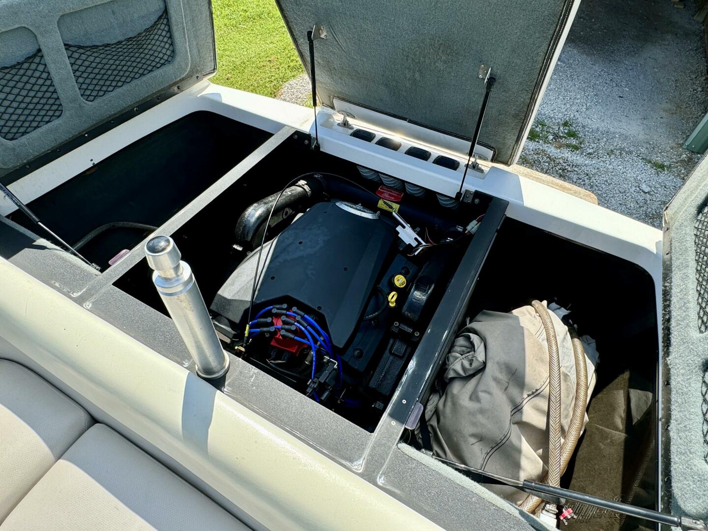 Slide: The Image of Malibu Wakesetter 21 VLX 2003 - 59