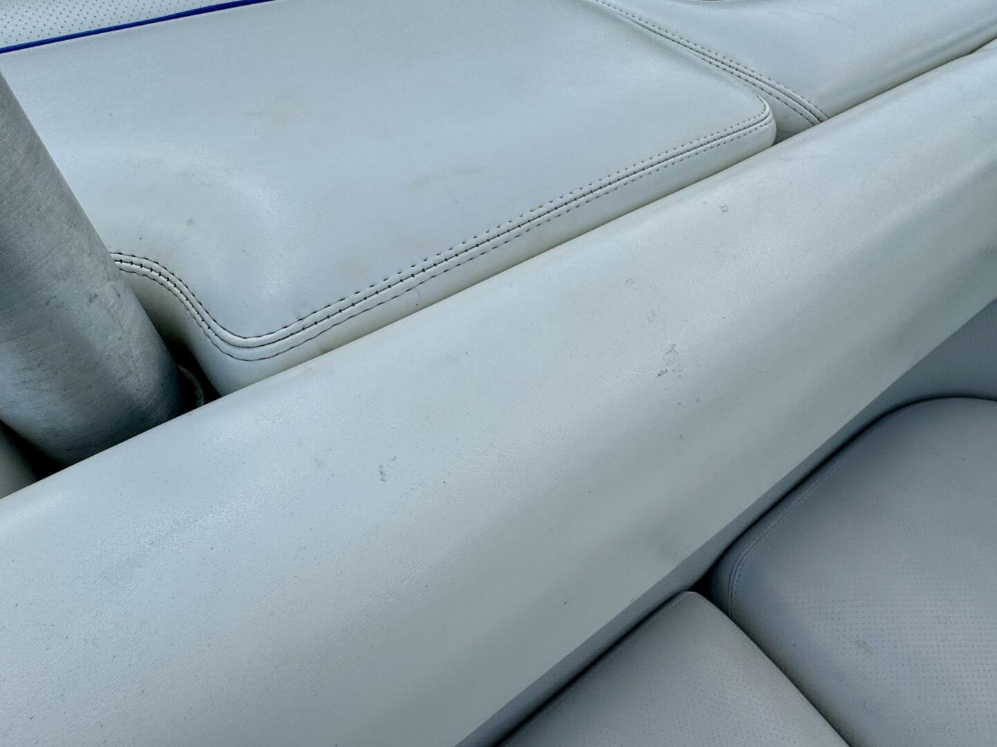 Slide: The Image of Malibu Wakesetter 21 VLX 2003 - 84