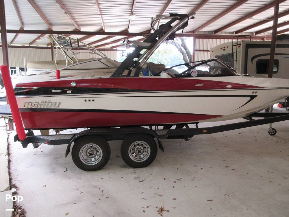 Slide: The Image of Malibu Wakesetter 21 VLX 2012 - 14289672