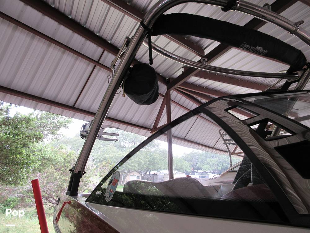 Slide: The Image of Malibu Wakesetter 21 VLX 2012 - 14289680