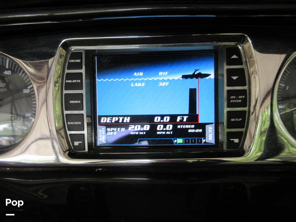 Slide: The Image of Malibu Wakesetter 21 VLX 2012 - 14289710