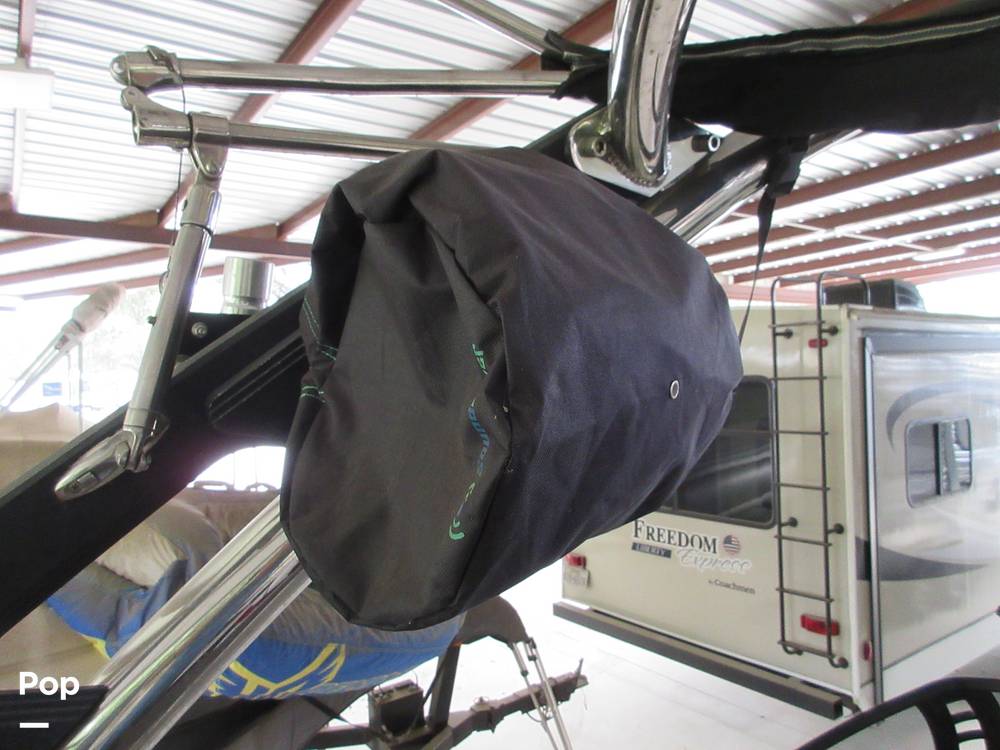 Slide: The Image of Malibu Wakesetter 21 VLX 2012 - 14289742