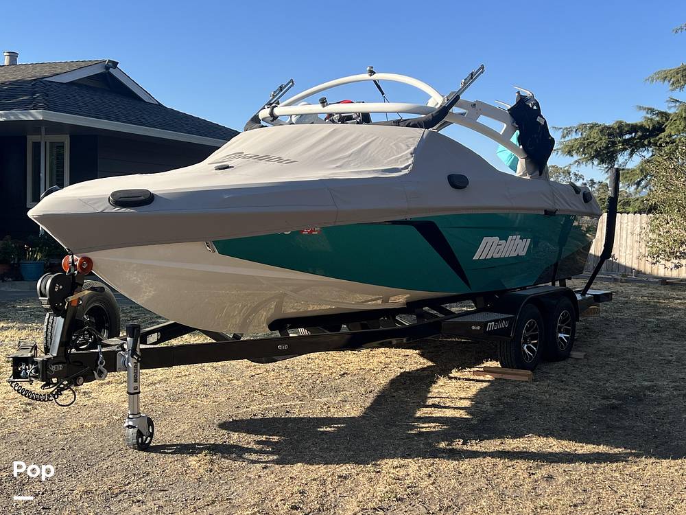 Slide: The Image of Malibu Wakesetter 22 LSV 2020 - 14657474
