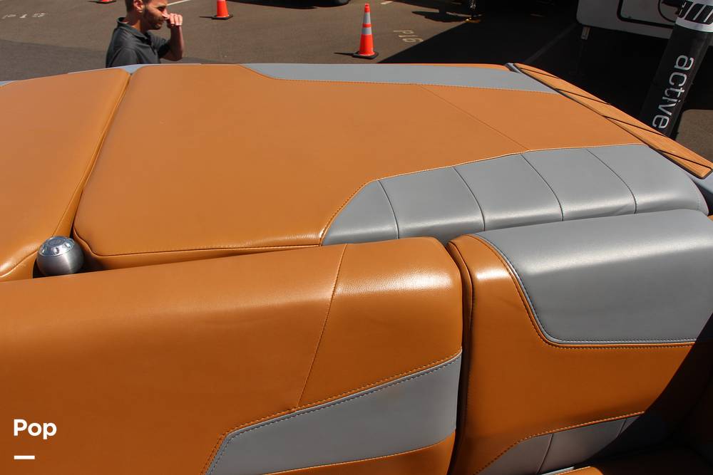 Slide: The Image of Malibu Wakesetter 22 LSV 2021 - 14287288