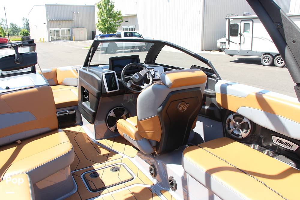 Slide: The Image of Malibu Wakesetter 22 LSV 2021 - 14287285
