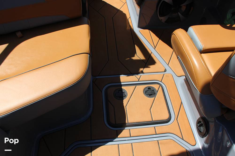 Slide: The Image of Malibu Wakesetter 22 LSV 2021 - 14287309