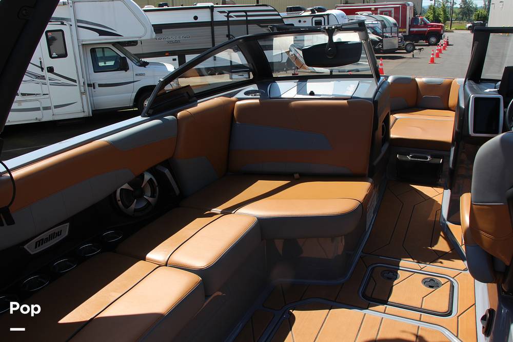 Slide: The Image of Malibu Wakesetter 22 LSV 2021 - 14287284