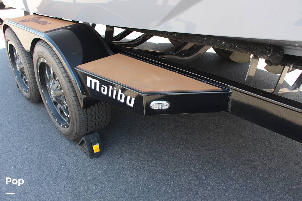 Slide: The Image of Malibu Wakesetter 22 LSV 2021 - 14287565