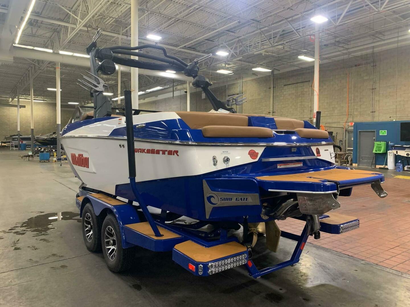 Slide: The Image of Malibu Wakesetter 22LSV 2022 - 5252883