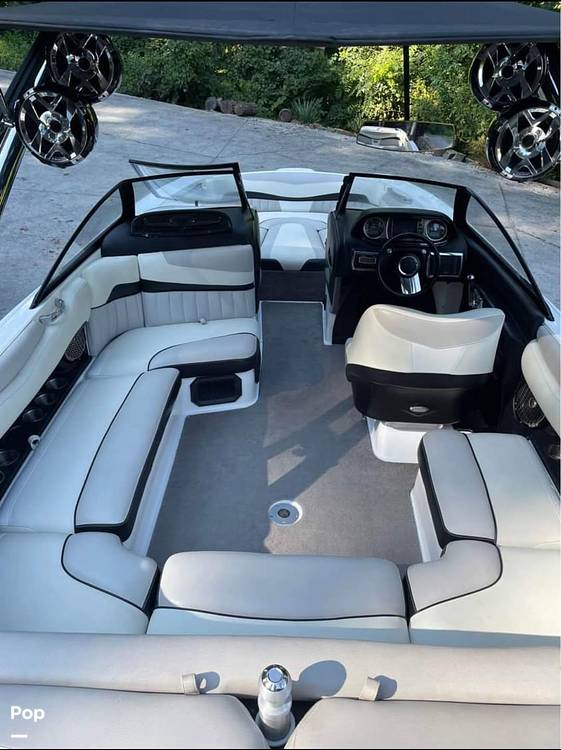 Slide: The Image of Malibu Wakesetter 22MXZ 2014 - 15423024