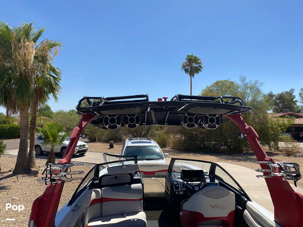 Slide: The Image of Malibu Wakesetter 22MXZ 2015 - 10854992