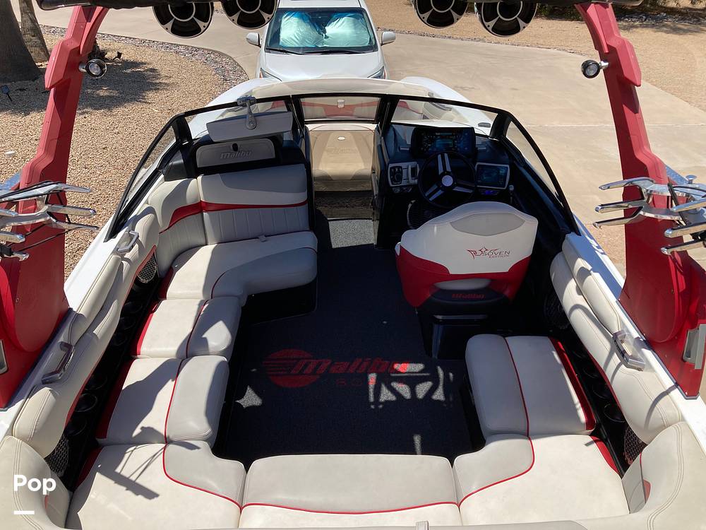 Slide: The Image of Malibu Wakesetter 22MXZ 2015 - 10809313