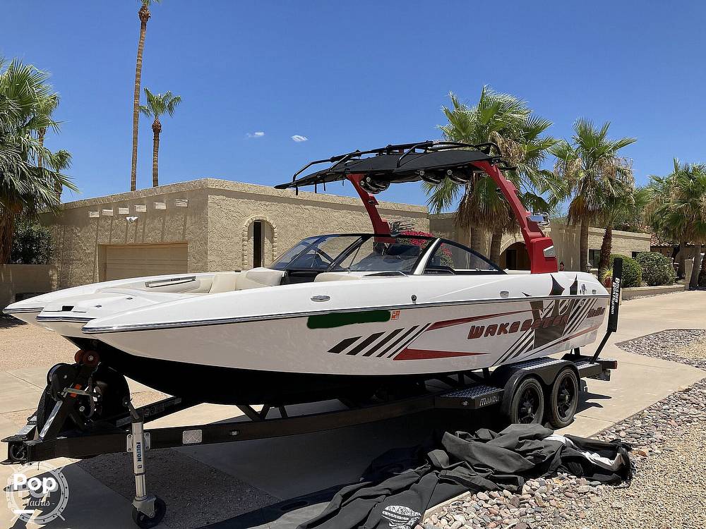 Slide: The Image of Malibu Wakesetter 22MXZ 2015 - 10860128
