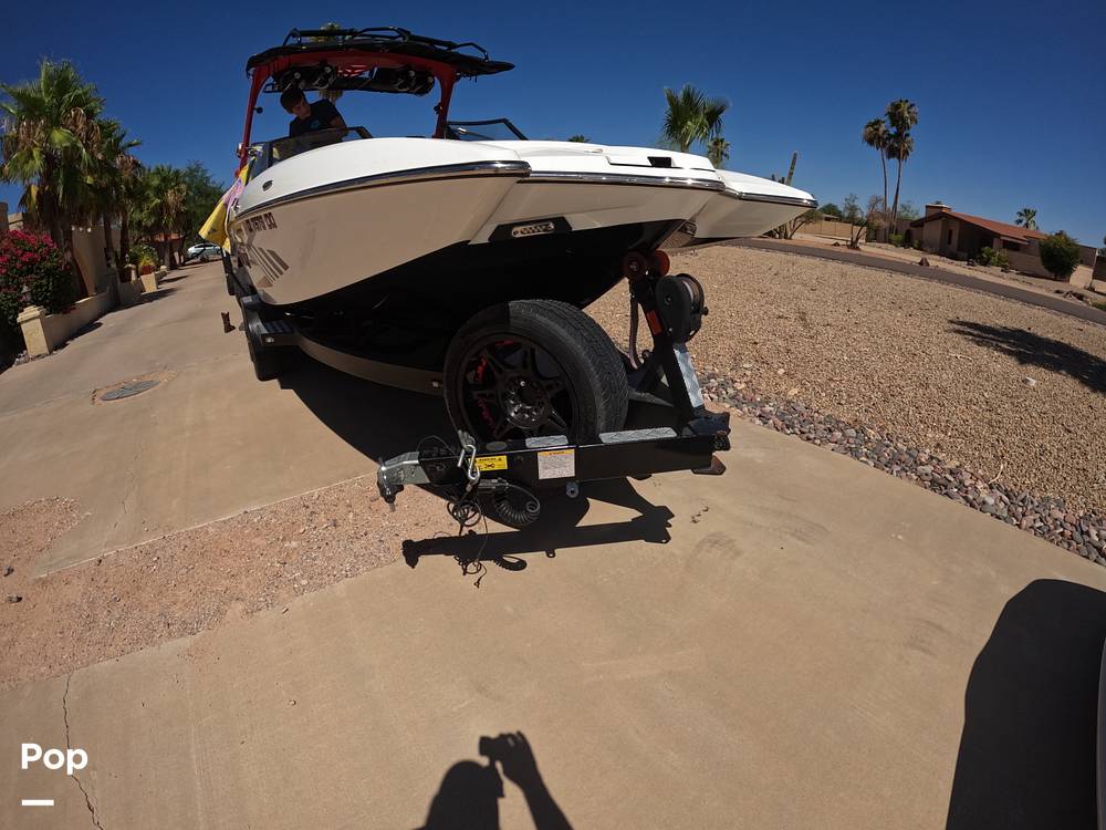 Slide: The Image of Malibu Wakesetter 22MXZ 2015 - 10854647