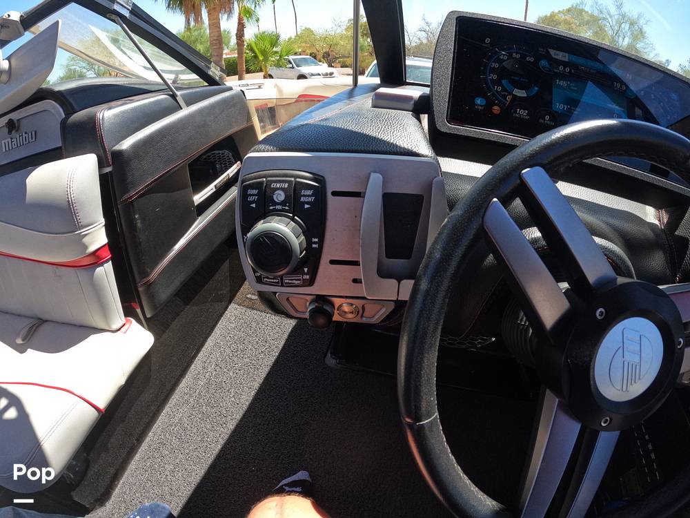 Slide: The Image of Malibu Wakesetter 22MXZ 2015 - 10854697