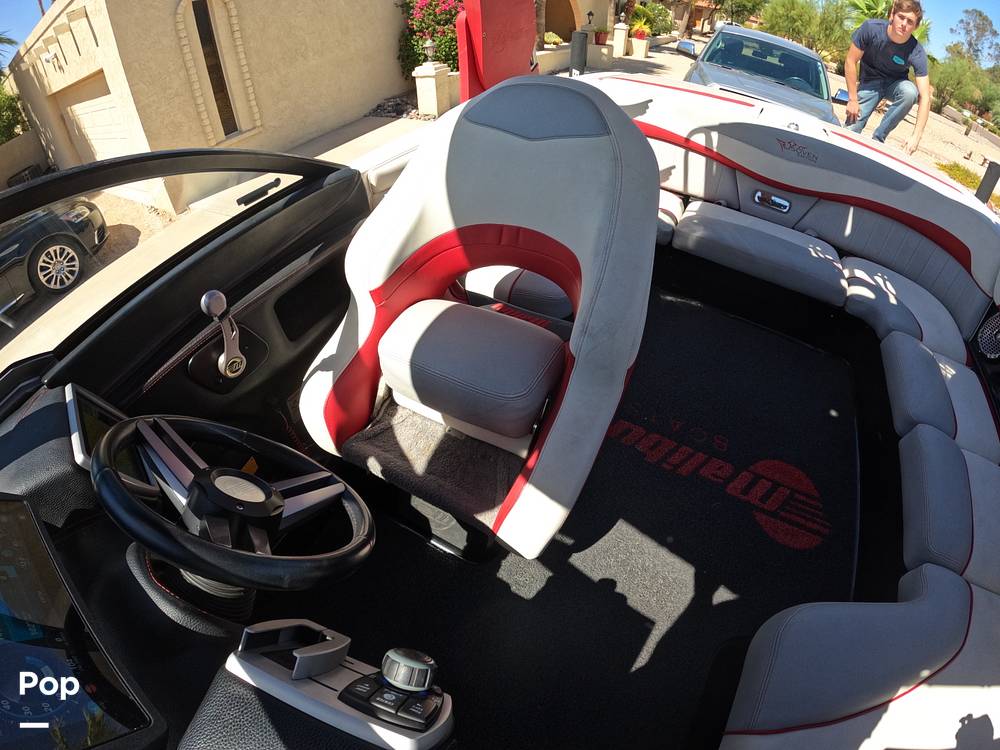 Slide: The Image of Malibu Wakesetter 22MXZ 2015 - 10854974