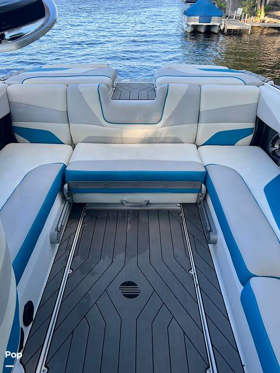 Slide: The Image of Malibu Wakesetter 22MXZ 2017 - 13108698