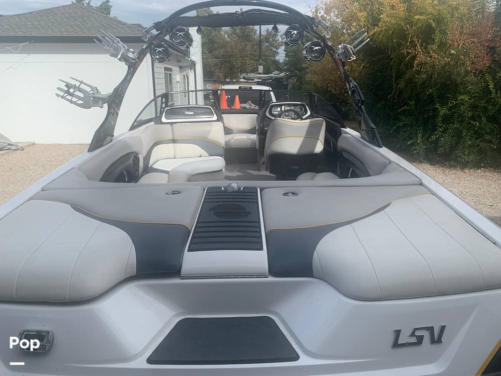 Slide: The Image of Malibu Wakesetter 23 LSV 2008 - 21