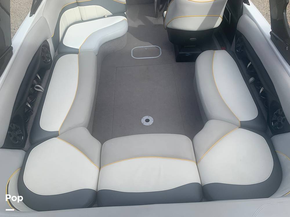 Slide: The Image of Malibu Wakesetter 23 LSV 2008 - 26