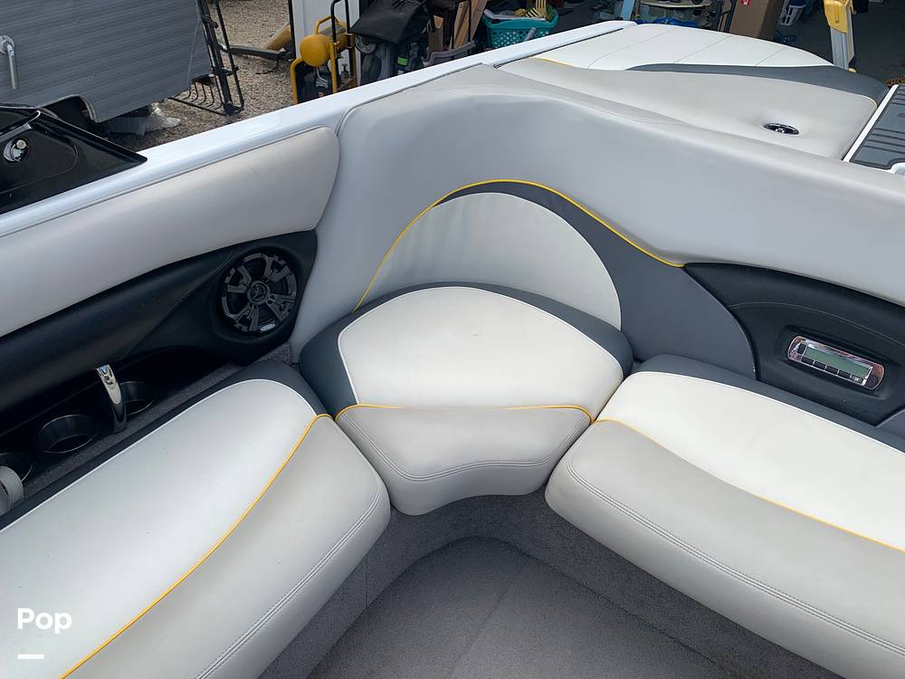 Slide: The Image of Malibu Wakesetter 23 LSV 2008 - 36