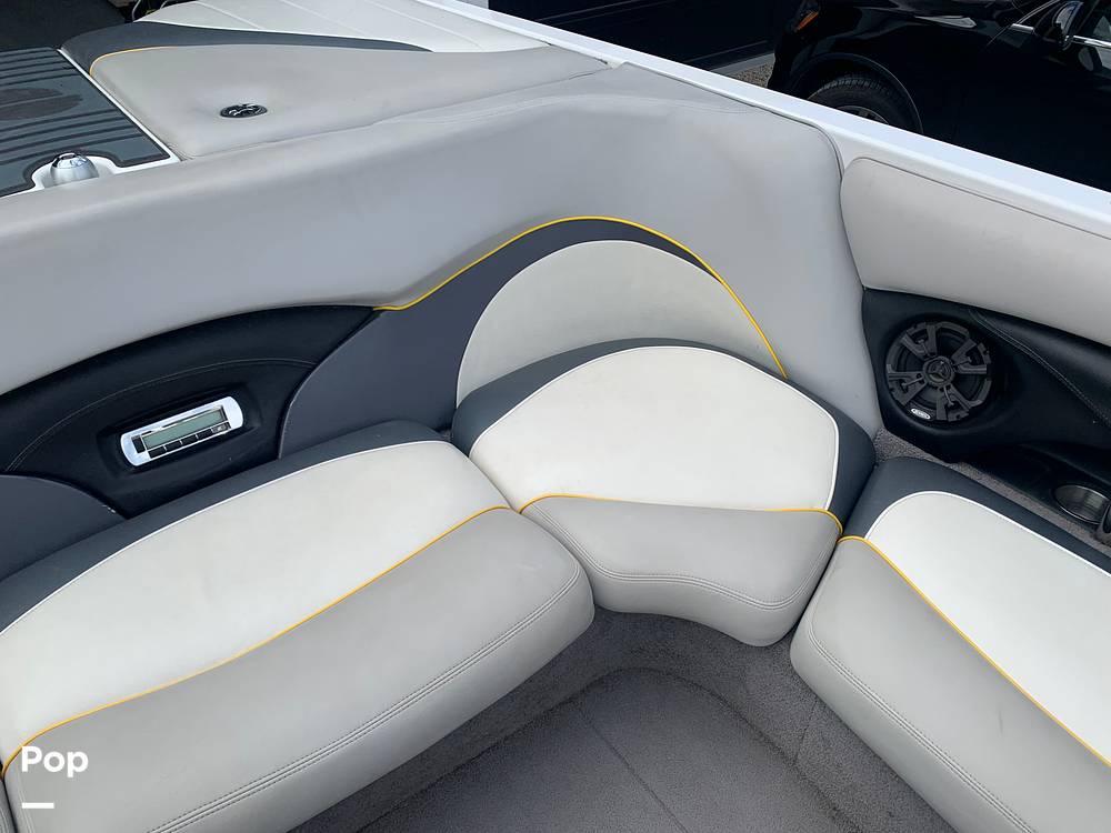 Slide: The Image of Malibu Wakesetter 23 LSV 2008 - 38