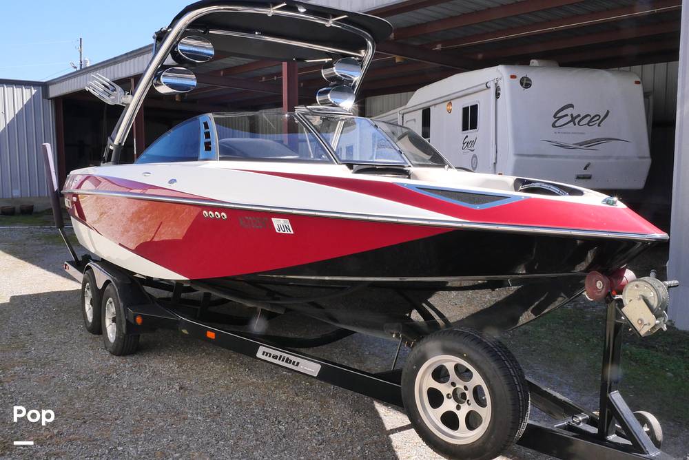 Slide: The Image of Malibu Wakesetter 23 LSV 2011 - 15209418