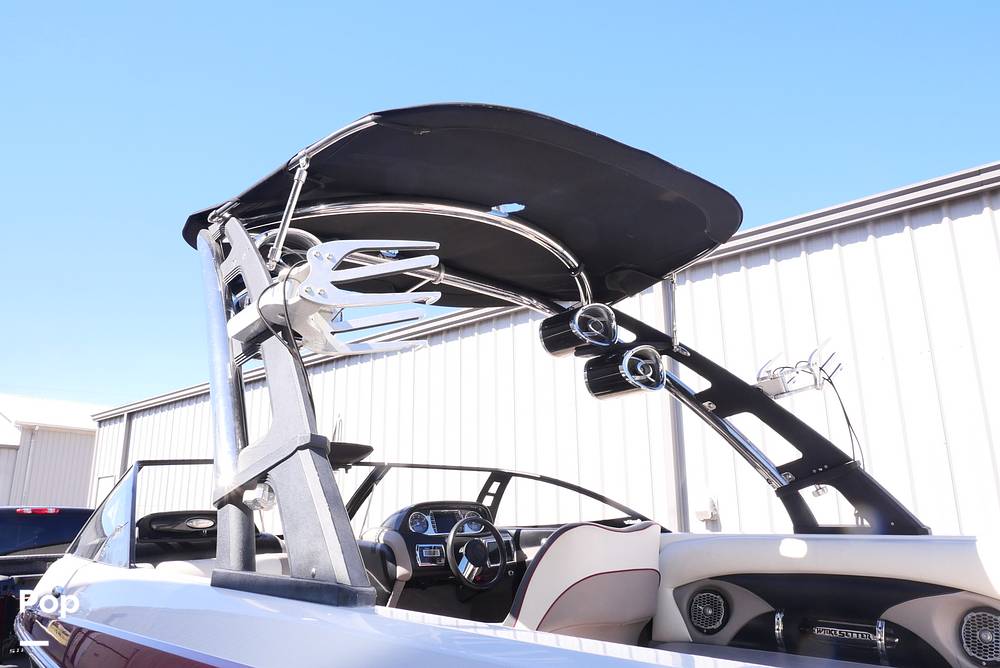 Slide: The Image of Malibu Wakesetter 23 LSV 2011 - 15209429