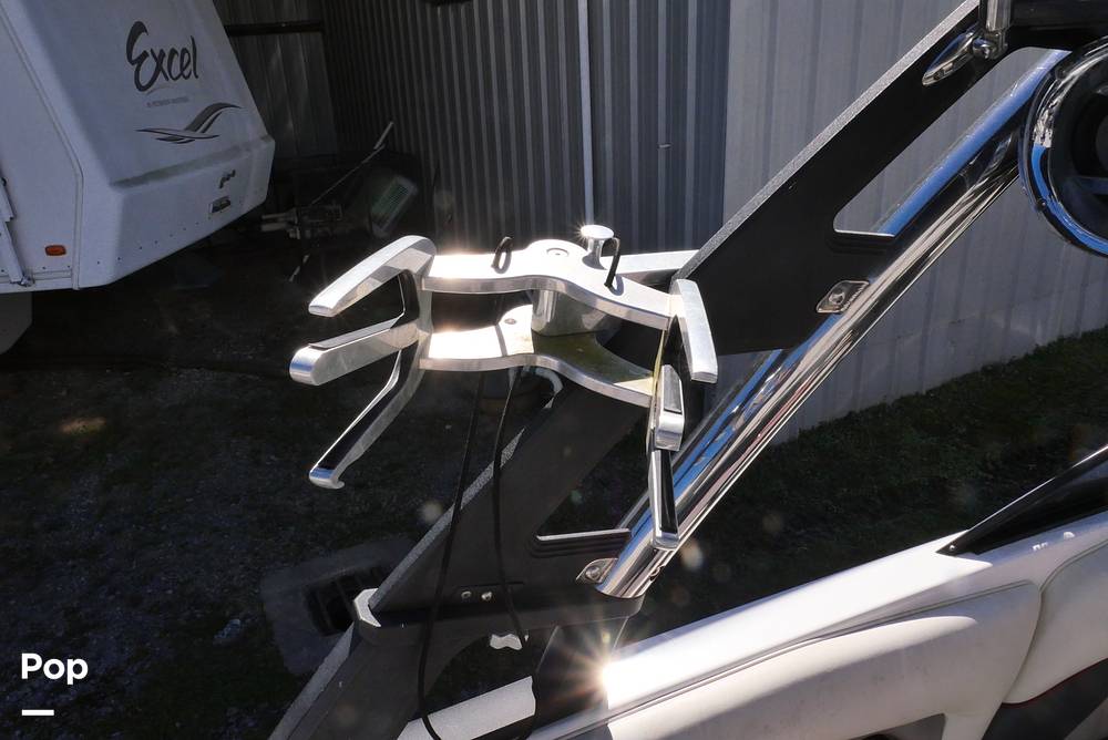 Slide: The Image of Malibu Wakesetter 23 LSV 2011 - 15209462