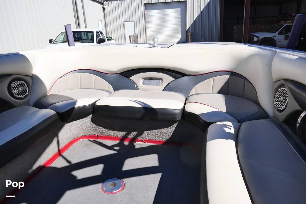 Slide: The Image of Malibu Wakesetter 23 LSV 2011 - 15209472