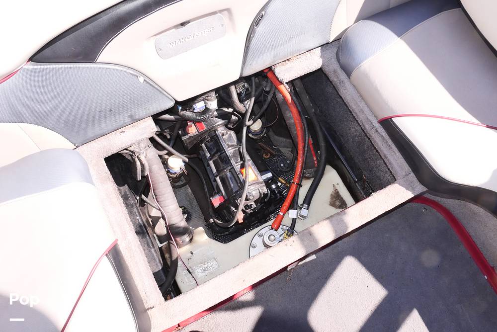 Slide: The Image of Malibu Wakesetter 23 LSV 2011 - 15209492