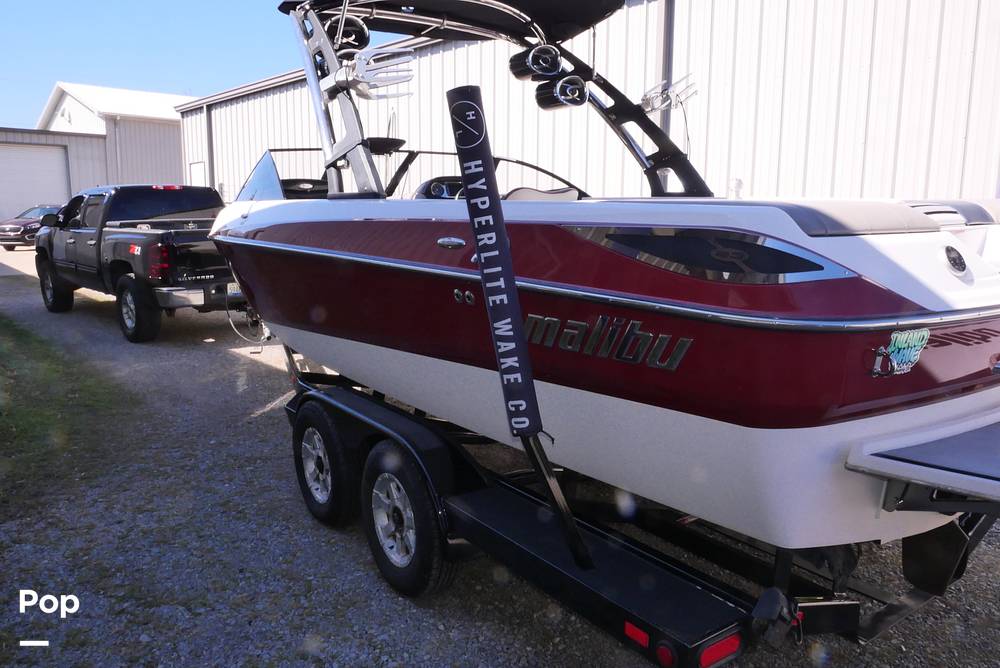 Slide: The Image of Malibu Wakesetter 23 LSV 2011 - 15209422