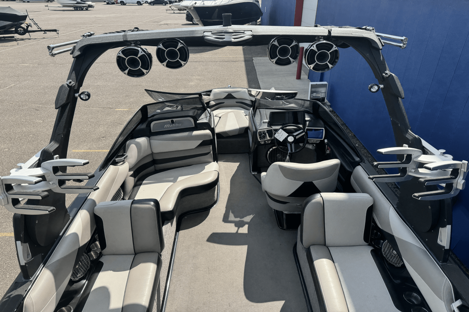 Slide: The Image of Malibu WAKESETTER 23 LSV 2015 - 15