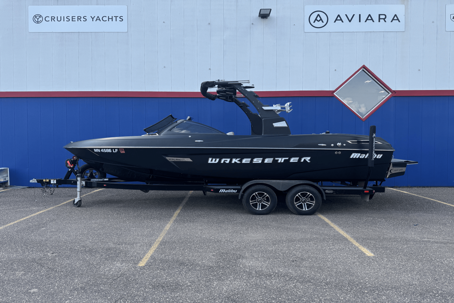 Slide: The Image of Malibu WAKESETTER 23 LSV 2015 - 2