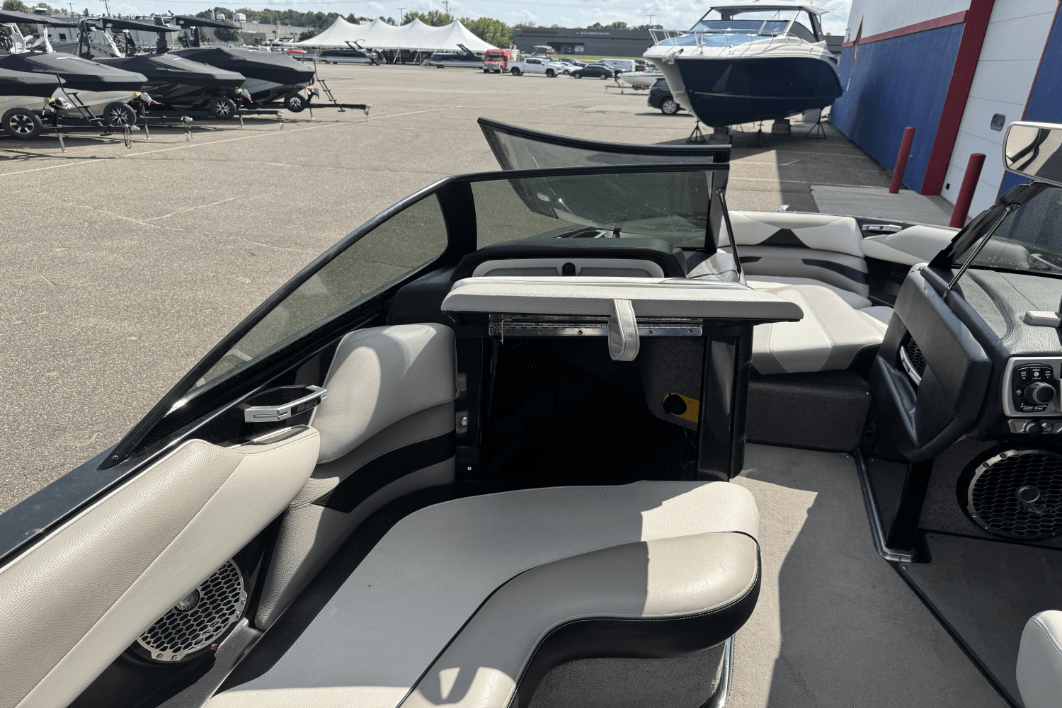 Slide: The Image of Malibu WAKESETTER 23 LSV 2015 - 30