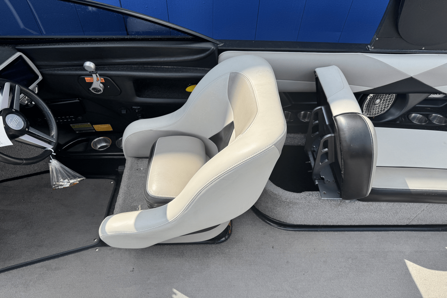 Slide: The Image of Malibu WAKESETTER 23 LSV 2015 - 31