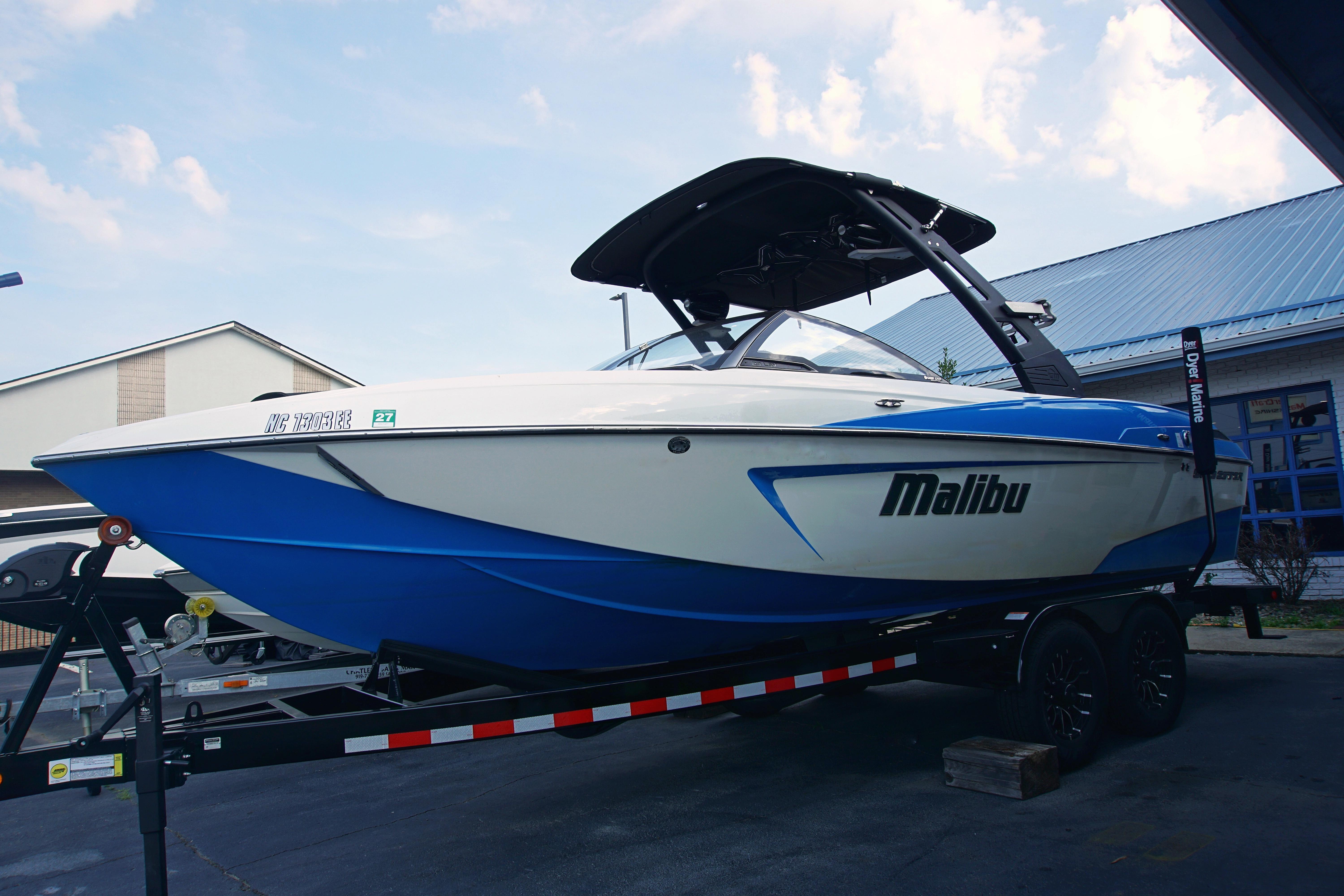 Slide: The Image of Malibu Wakesetter 23 LSV 2017 - 1