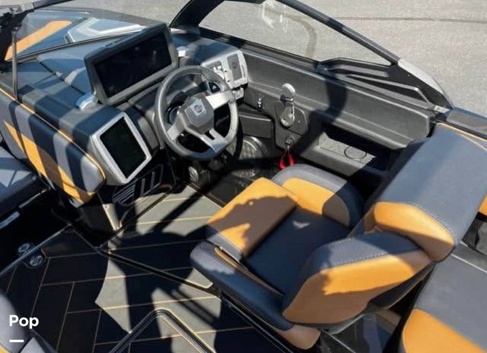 Slide: The Image of Malibu Wakesetter 23 LSV 2024 - 15591418
