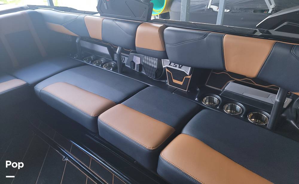 Slide: The Image of Malibu Wakesetter 23 LSV 2024 - 15605054