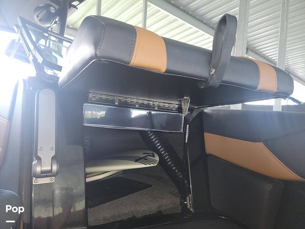 Slide: The Image of Malibu Wakesetter 23 LSV 2024 - 15605062
