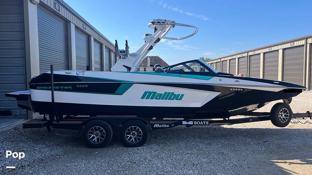 Slide: The Image of Malibu Wakesetter 23 MXZ 2021 - 14709027