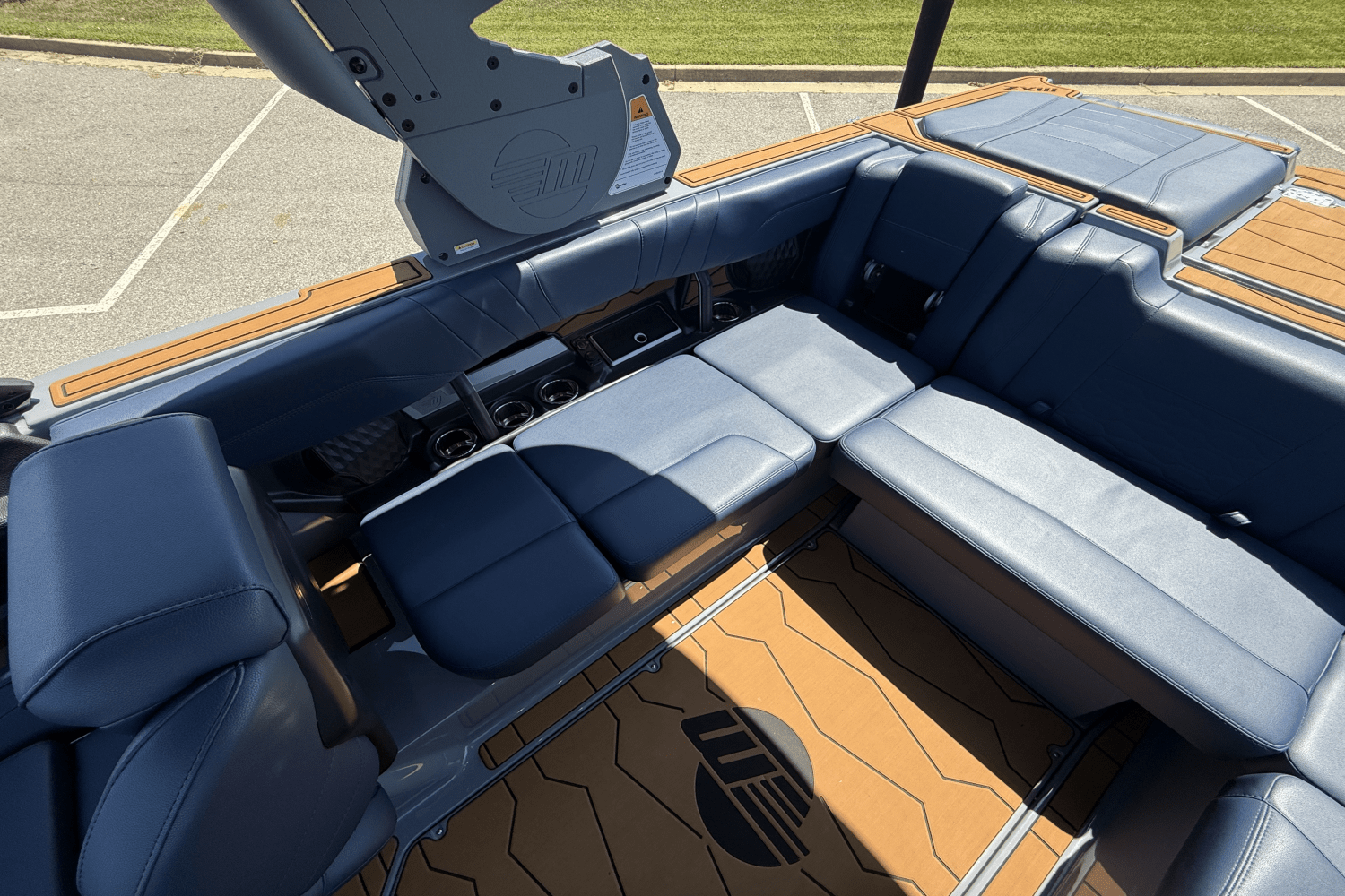 Slide: The Image of Malibu WAKESETTER 23 MXZ 2024 - 15