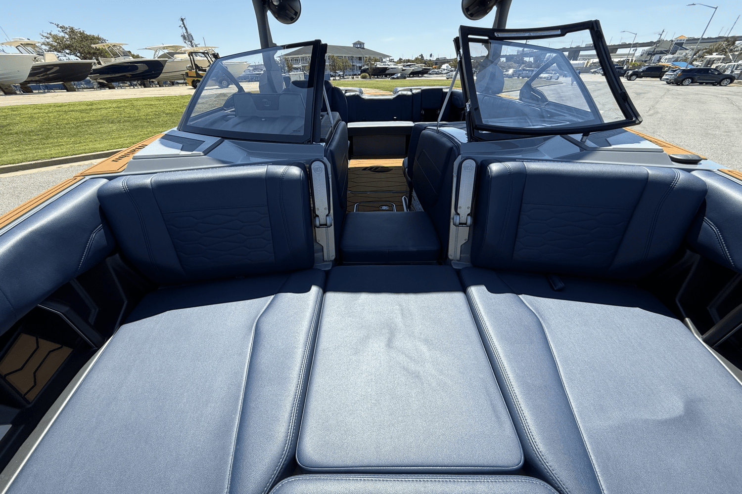 Slide: The Image of Malibu WAKESETTER 23 MXZ 2024 - 22