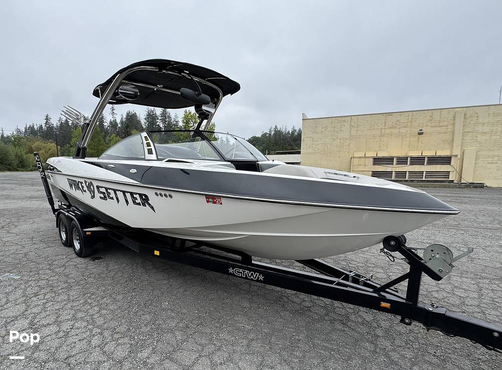 Slide: The Image of Malibu Wakesetter 247 LSV 2011 - 15403331