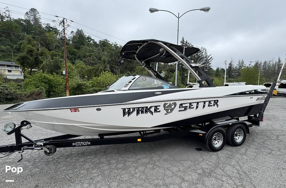 Slide: The Image of Malibu Wakesetter 247 LSV 2011 - 15403348