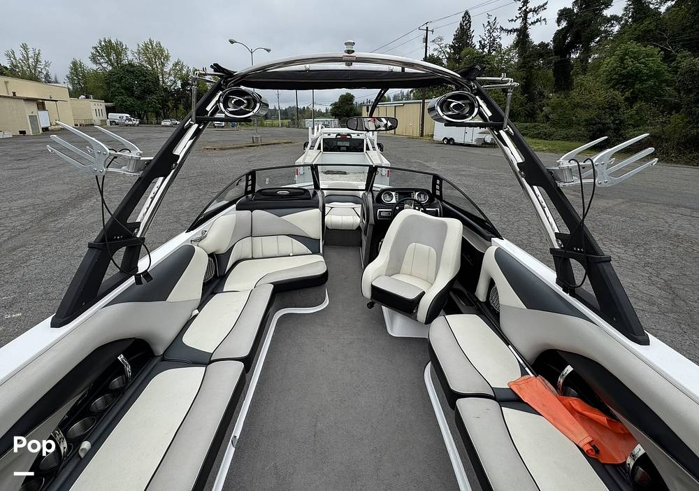 Slide: The Image of Malibu Wakesetter 247 LSV 2011 - 15403374