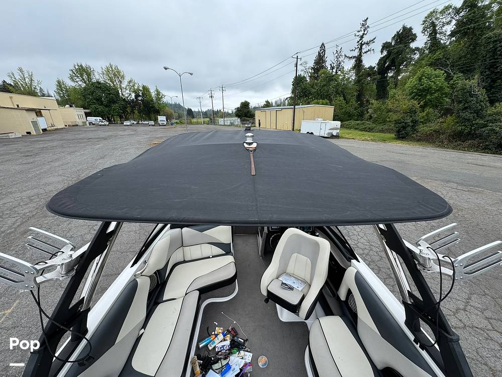 Slide: The Image of Malibu Wakesetter 247 LSV 2011 - 15403355