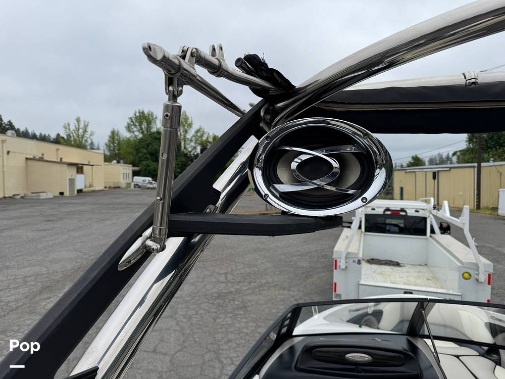 Slide: The Image of Malibu Wakesetter 247 LSV 2011 - 15403356