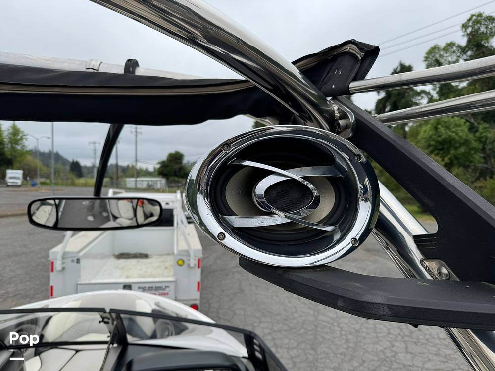 Slide: The Image of Malibu Wakesetter 247 LSV 2011 - 15403357