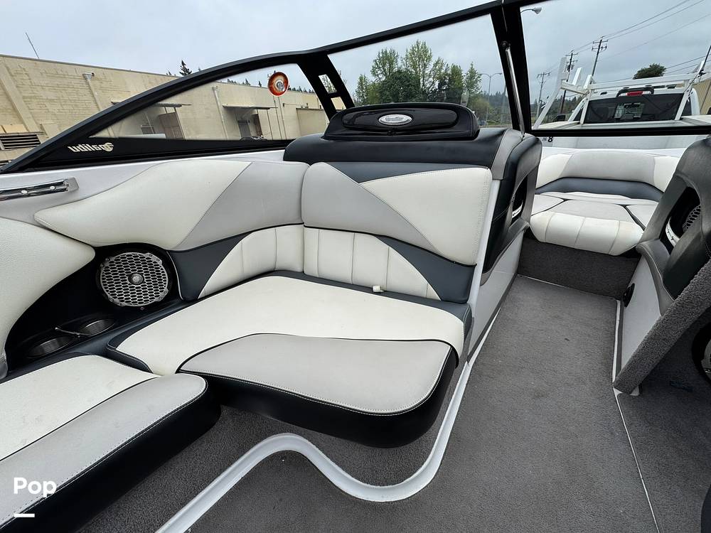 Slide: The Image of Malibu Wakesetter 247 LSV 2011 - 15403359